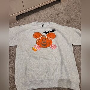 Gray Minnie Mouse Halloween Sweatshirt with Disney Pumpkin Design
